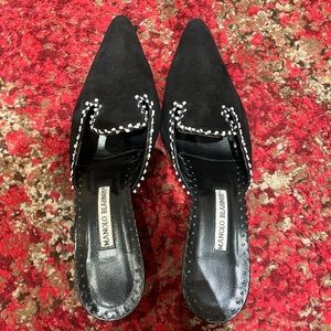 Manolo Blahnik Suede Kitten Heels